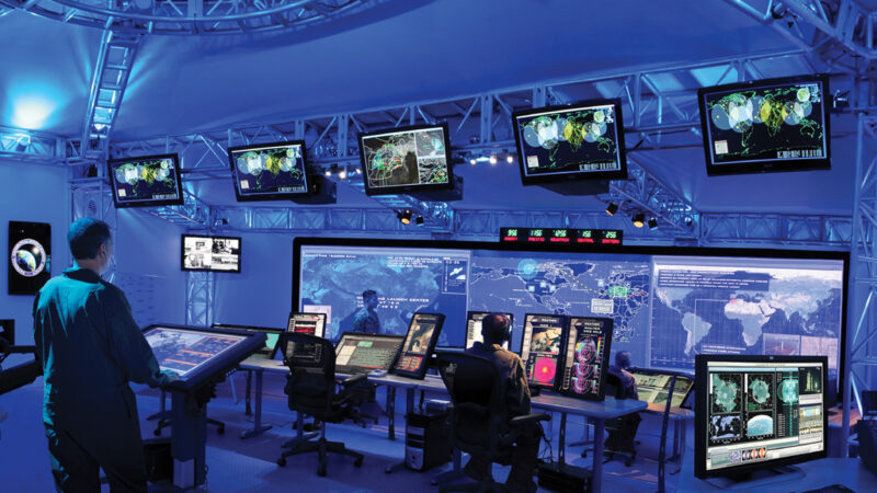 Security Analysts in Room
